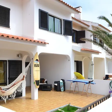 Hostel Surf House Peniche