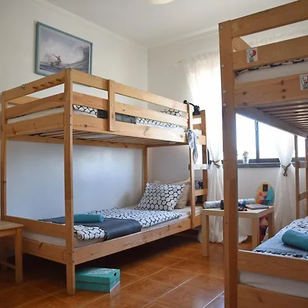 Surf House Peniche * Baleal